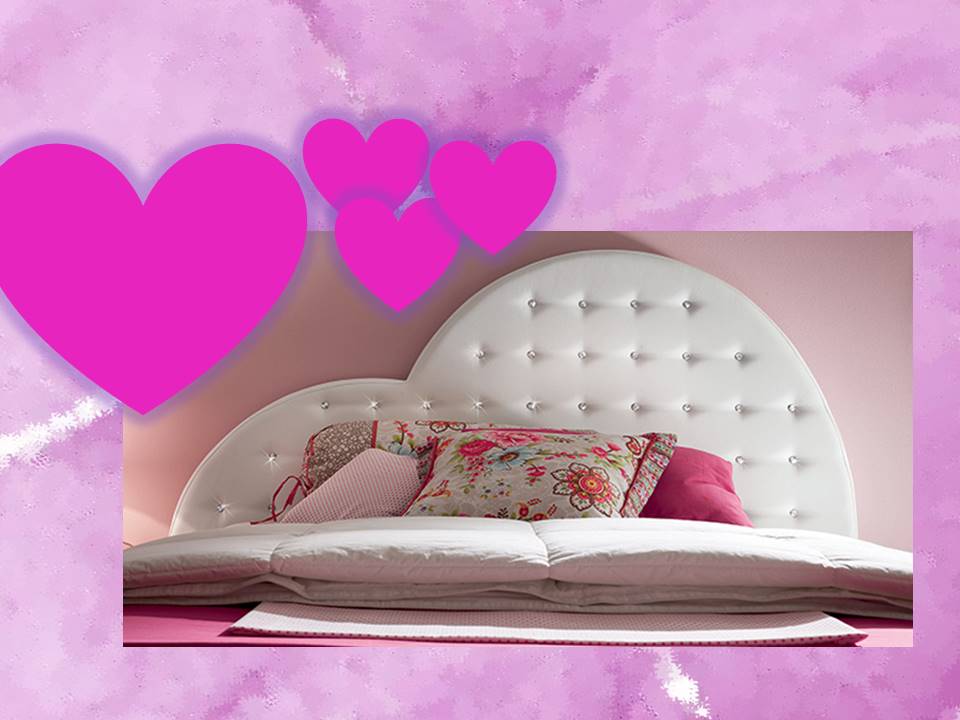 letto a forma di cuore 